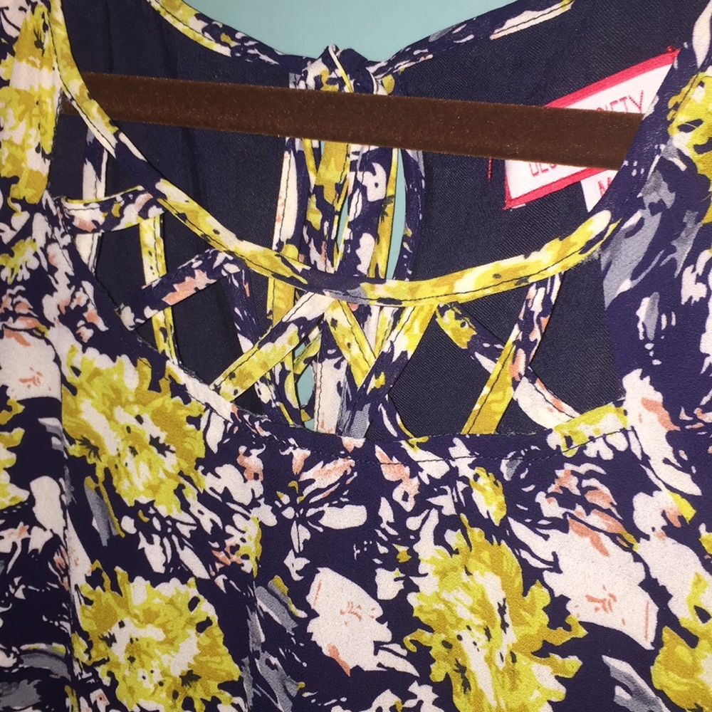 Best Society Floral Pleated Dress - Picture 5 of 6
